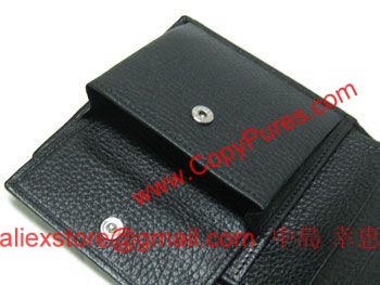 GUCCI　グッチ　財布　メンズ　二つ折り　小銭付き　GUCCIロゴ　型押しカーフ　ブラック　　150413　アウトレット